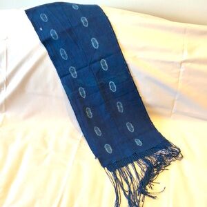 Blue and white African scarf with fringes